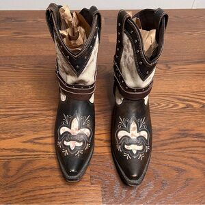 Rockin Country Collection Leather boots with studded accents size Women’s 9.5